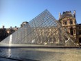 /album/fotogaleria/louvre-museum-pyramid-paris-france-jpg/